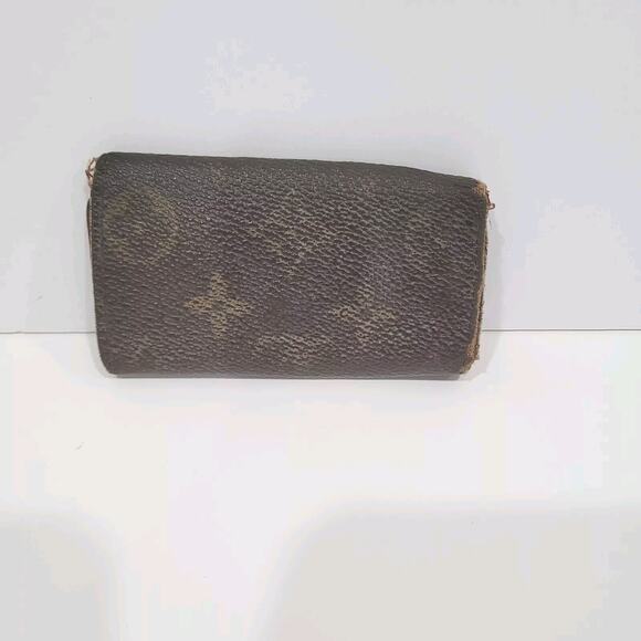 Authentic Louis Vuitton Monogram Multicles 4 Key Hooks Case Brown Small 2003 - Picture 2 of 7